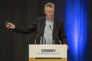 Vortrag von Prof. Dr. Hubertus Bardt (Geschäftsführer IW Köln) zur Stromversorgungssicherheit (©DEBRIV/Görgen)